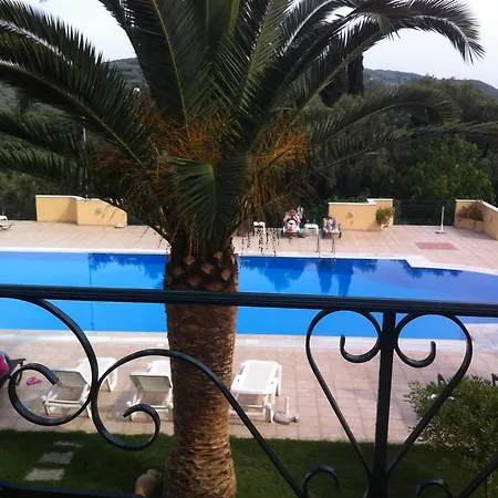 Royalrose Apartman *