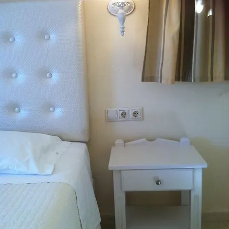 Royalrose Paleokasztríca