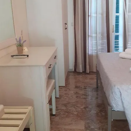 Royalrose Apartment *