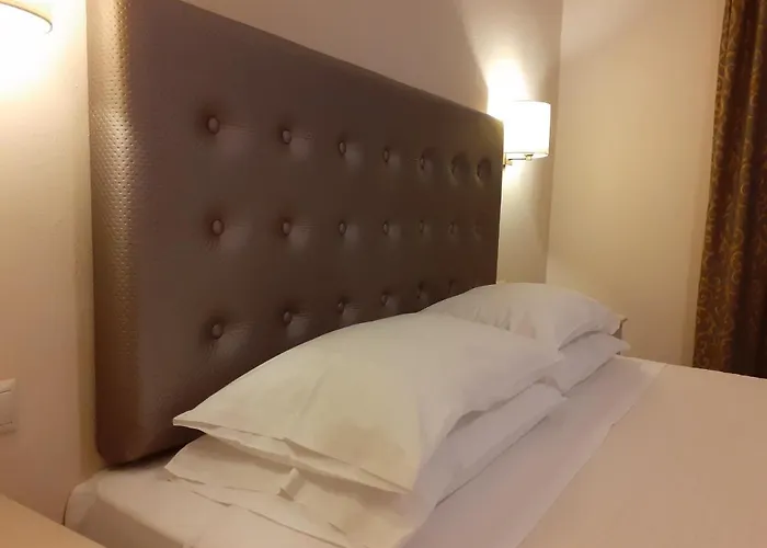 Royalrose * Paleokastritsa